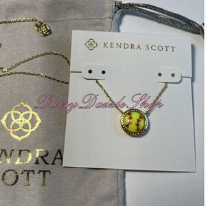 🥎New Kendra Scott Softball Gold Short Pendant Necklace✨